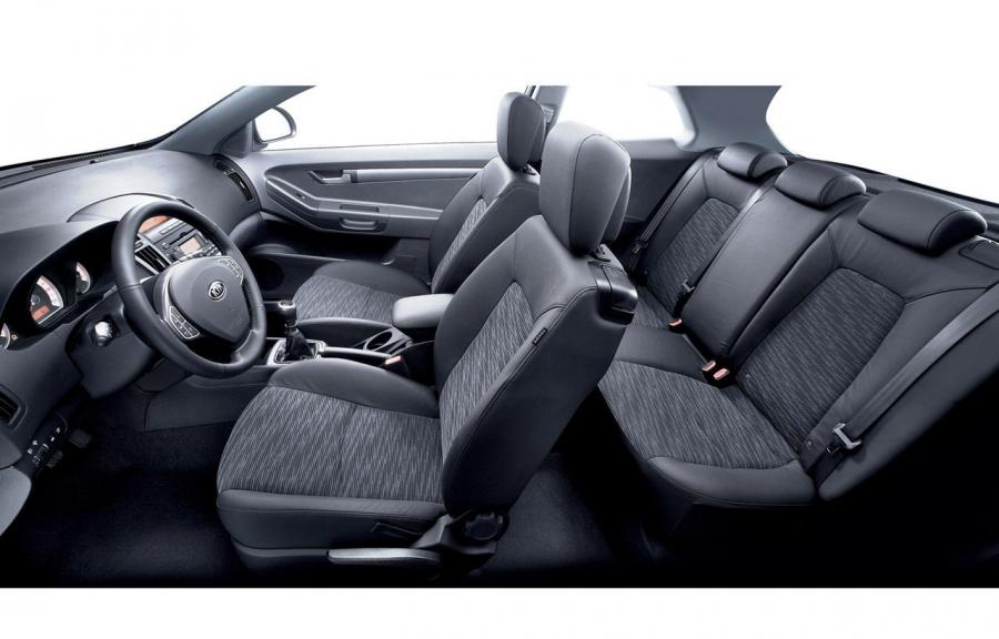  Kia pro_cee&rsquo;d 2007 года  (EU) (фото 3 из 6)